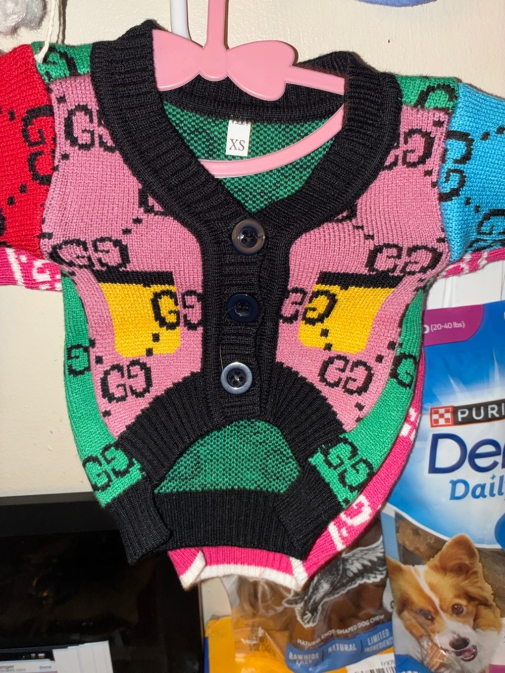 Multiethnic color high fashion sweater
Stretchy and soft- med only left